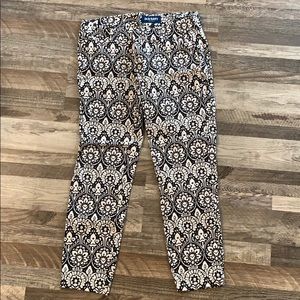 Capri patterned dress pants